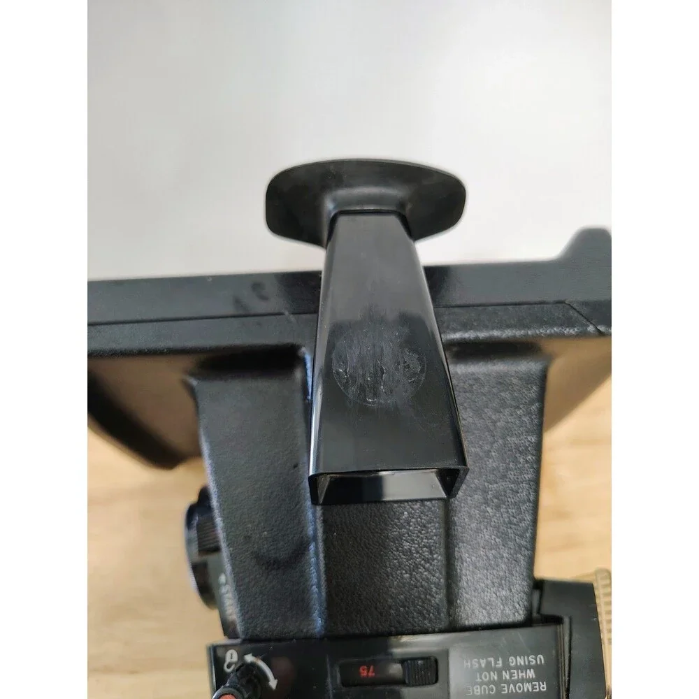 POLAROID THE COLORPACK LAND CAMERA